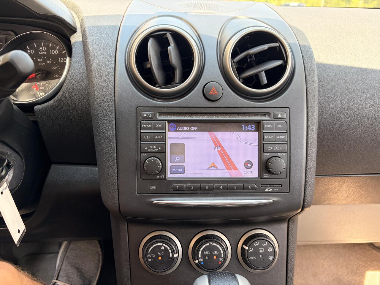 Nissan Rogue photo 9