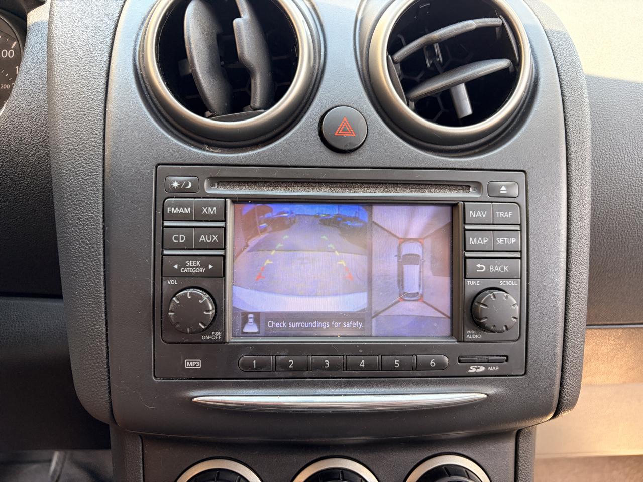 Nissan Rogue photo 10