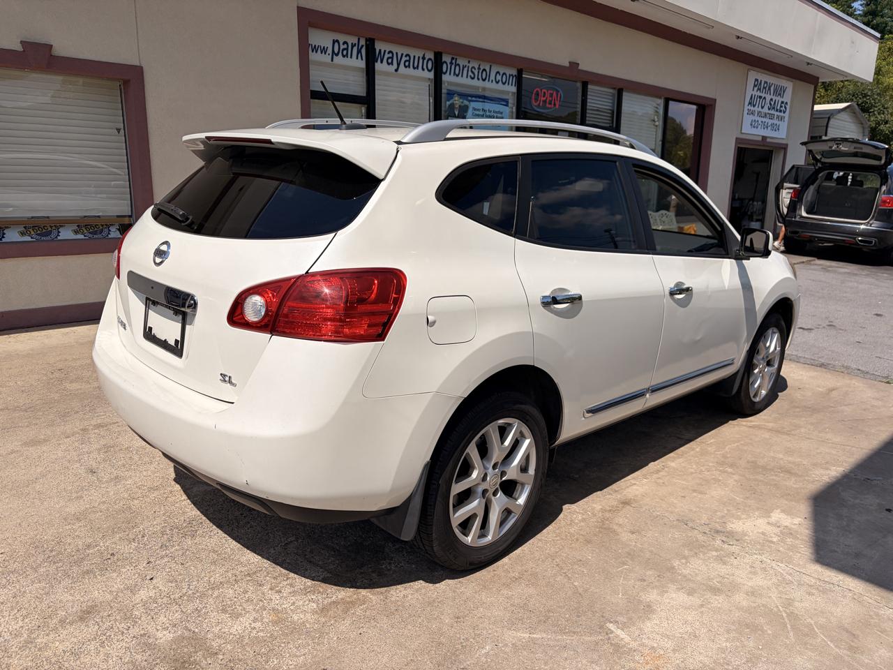 Nissan Rogue photo 22