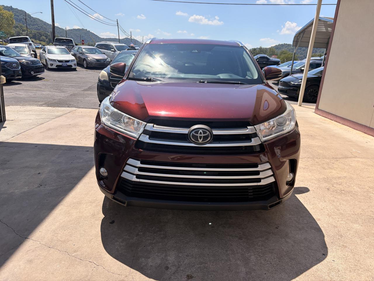 Toyota Highlander SE AWD V6 2018