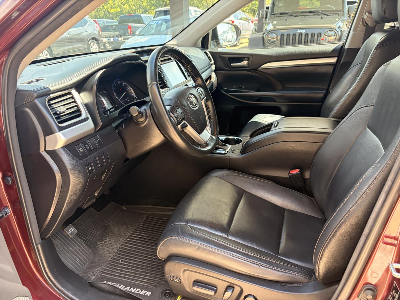 Toyota Highlander SE AWD V6 2018
