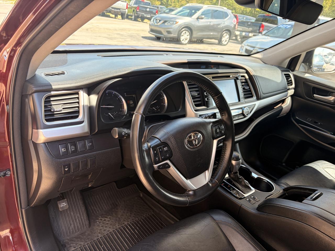 Toyota Highlander SE AWD V6 2018