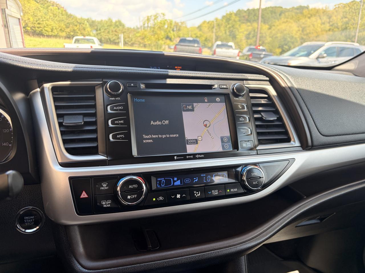Toyota Highlander SE AWD V6 2018