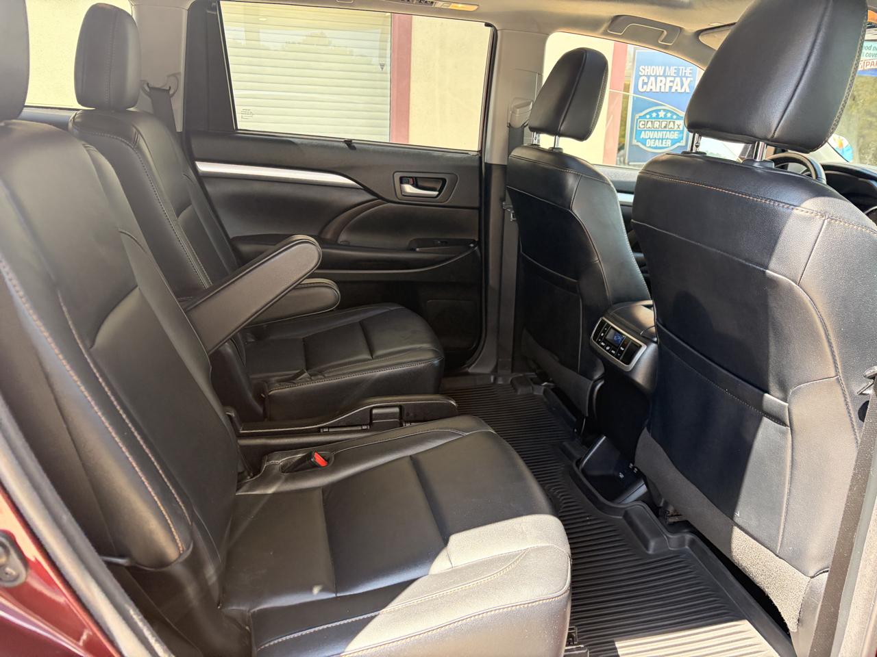 Toyota Highlander SE AWD V6 2018