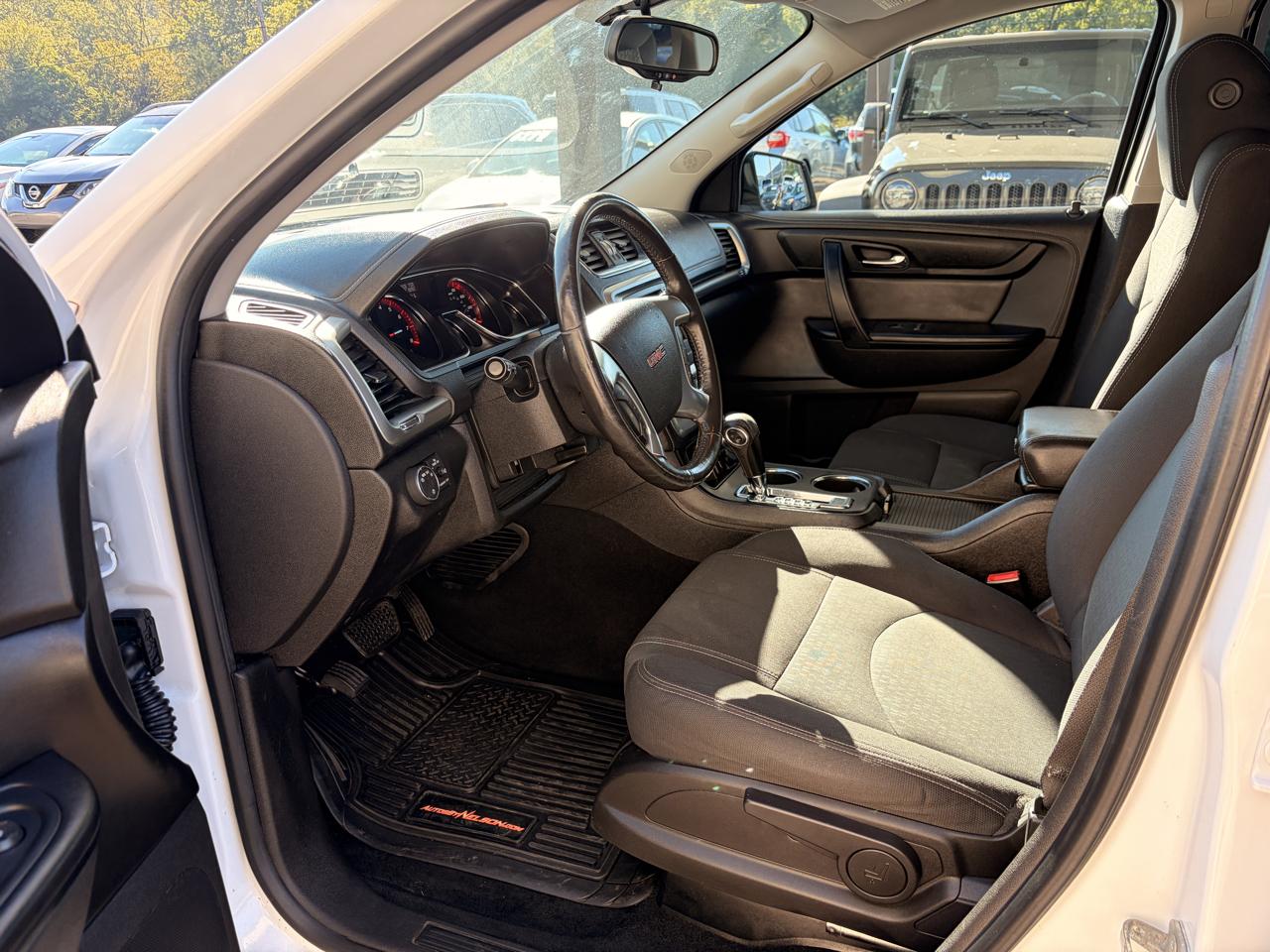 GMC Acadia SLE-1 FWD 2016