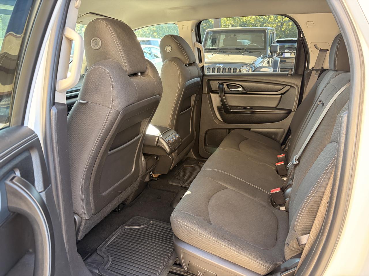 GMC Acadia SLE-1 FWD 2016