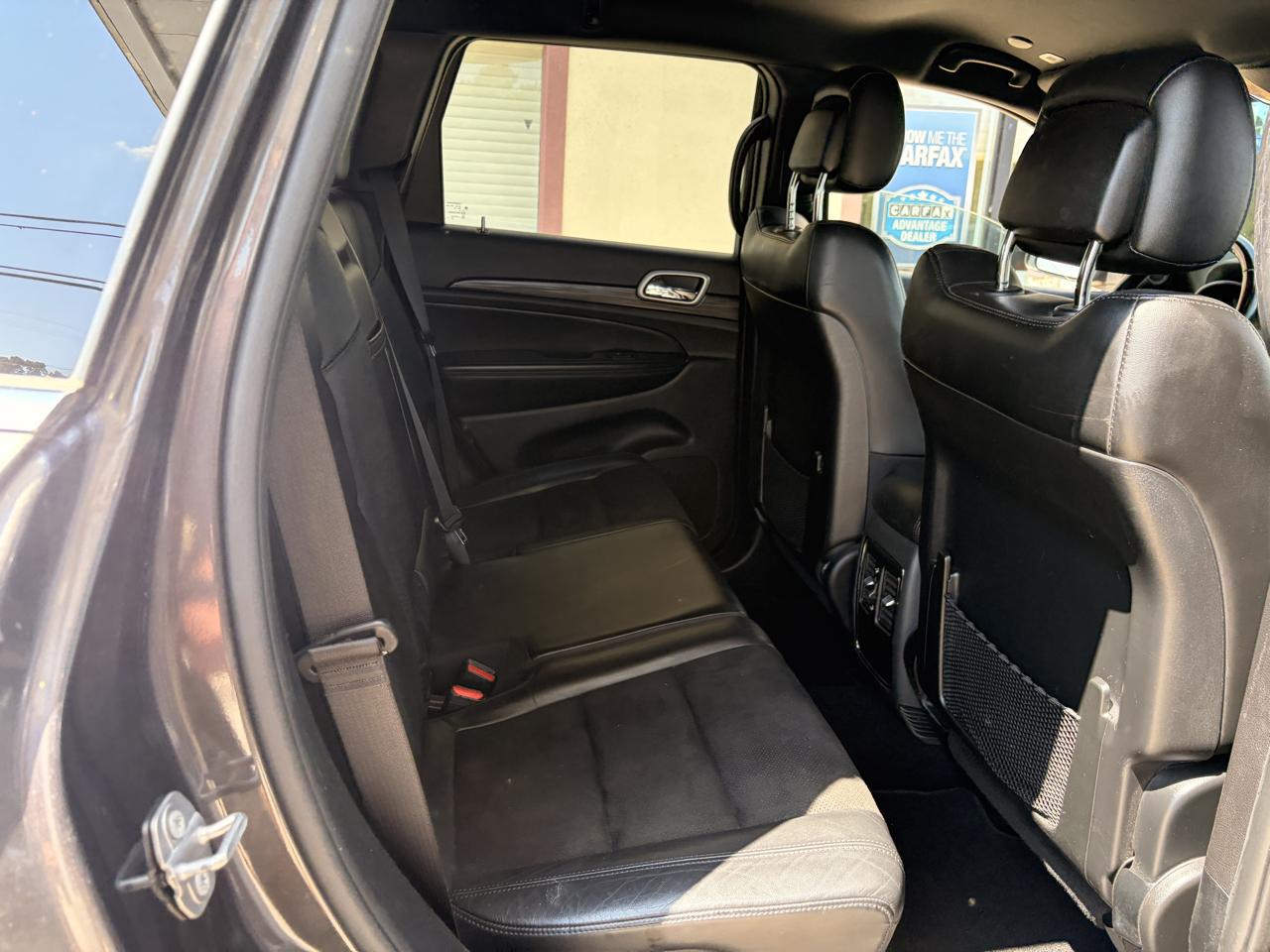 Jeep Grand Cherokee photo 17