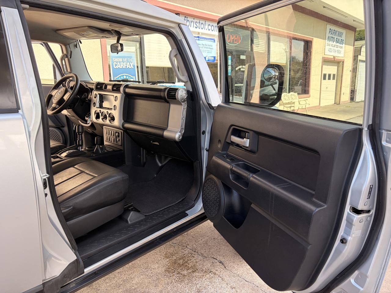 Toyota FJ Cruiser 4WD AT 2007