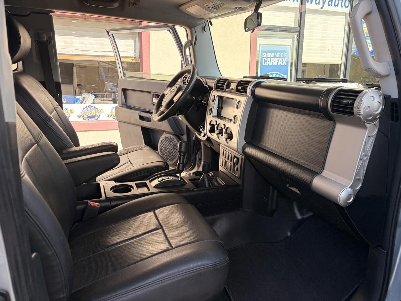 Toyota FJ Cruiser 4WD AT 2007