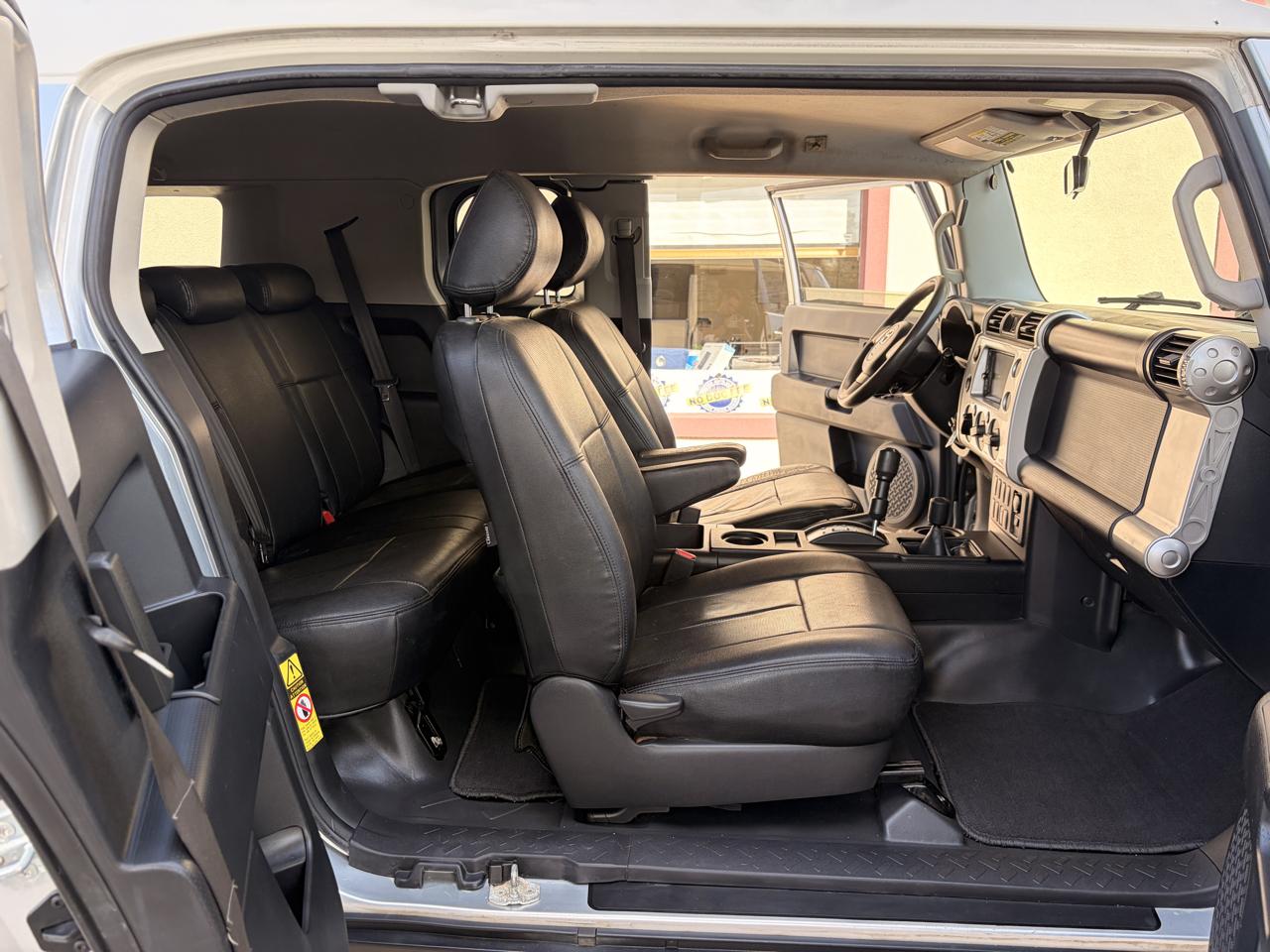 Toyota FJ Cruiser 4WD AT 2007