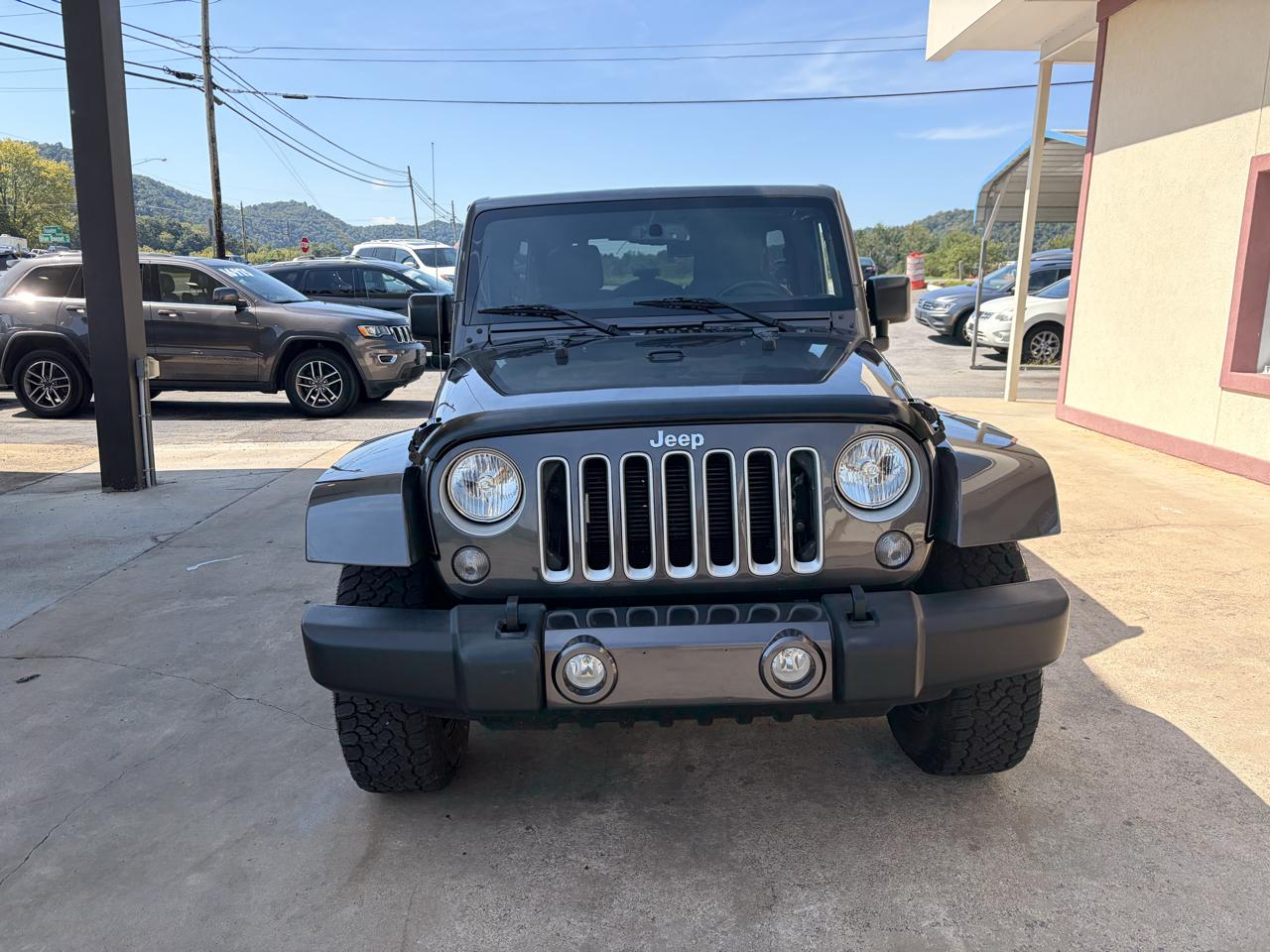 Jeep Wrangler Unlimited Sahara 4WD 2017