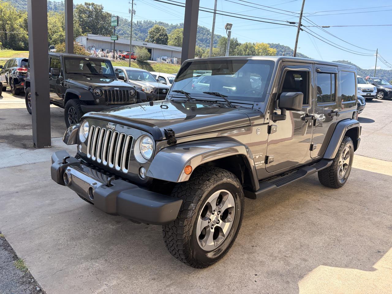 Jeep Wrangler Unlimited Sahara 4WD 2017