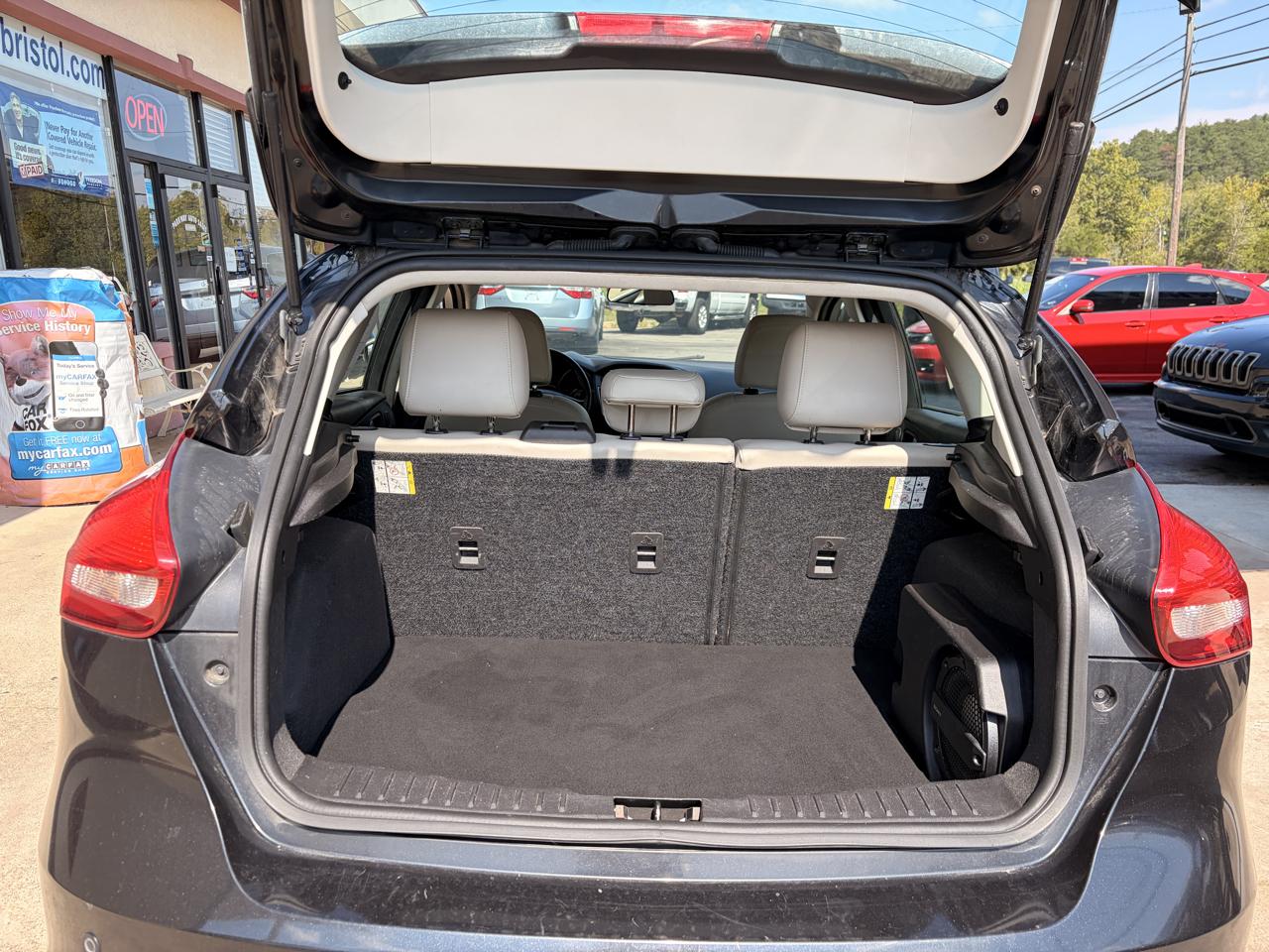 Ford Focus photo 14
