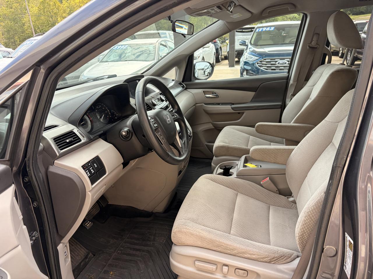 Honda Odyssey photo 10