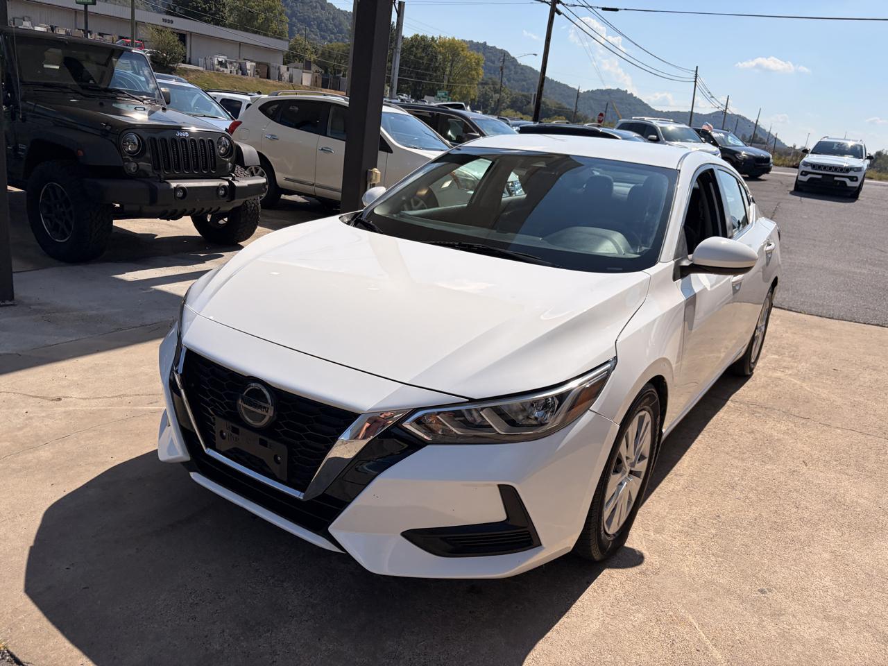 Nissan Sentra photo 3