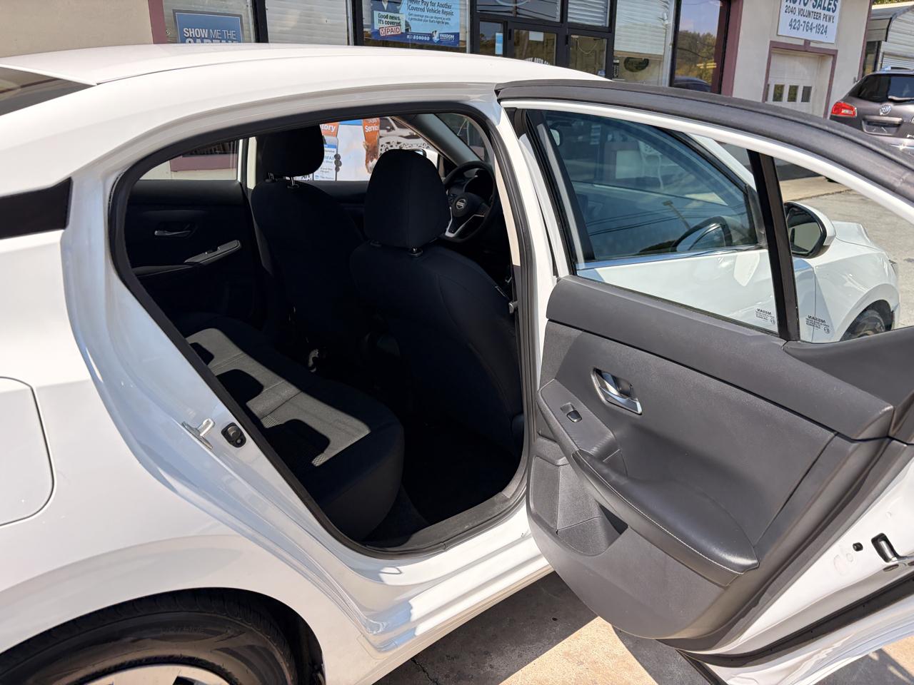Nissan Sentra photo 14