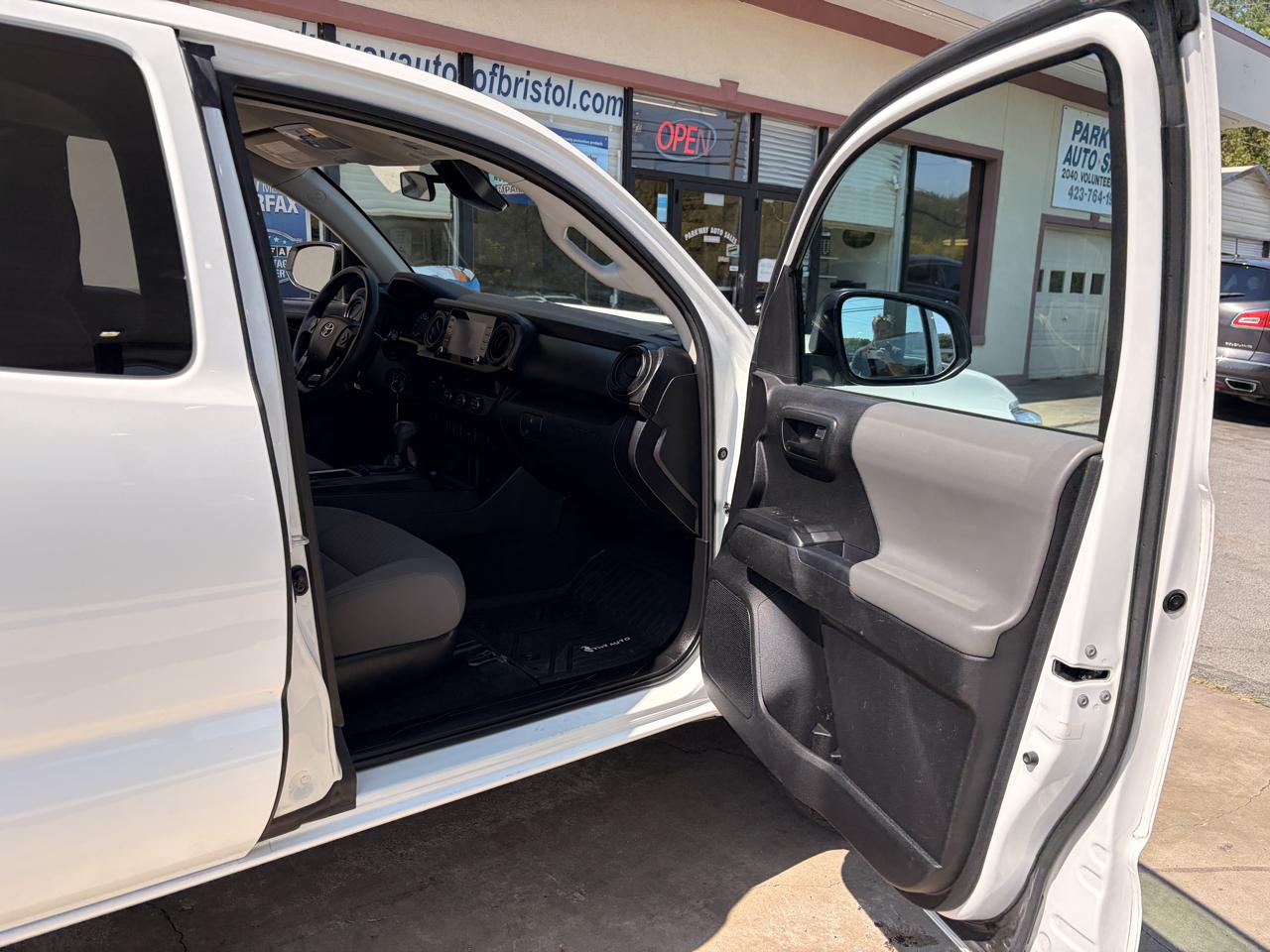 Toyota Tacoma SR5 Access Cab I4 6AT 2WD 2022