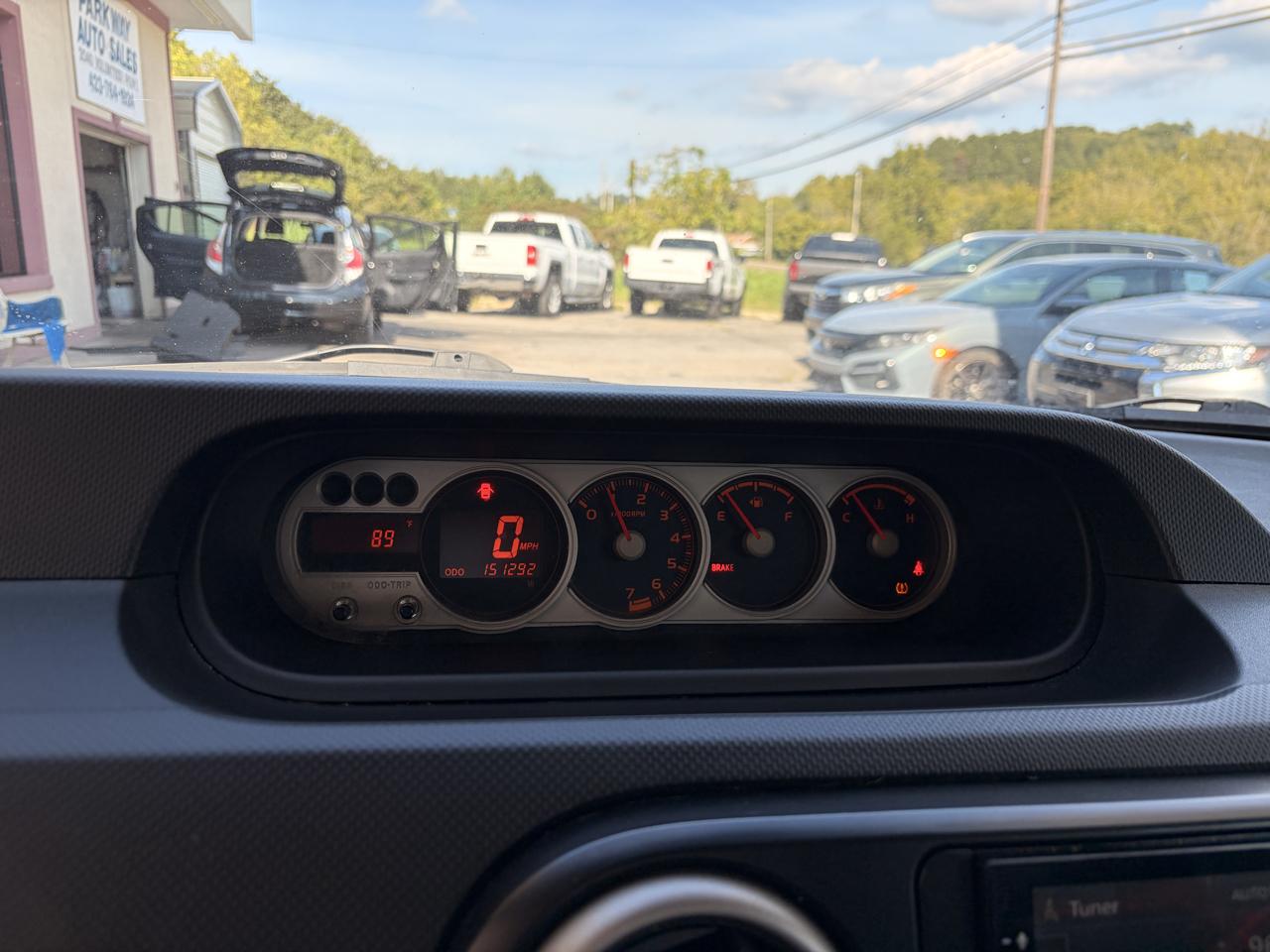 Scion xB photo 6