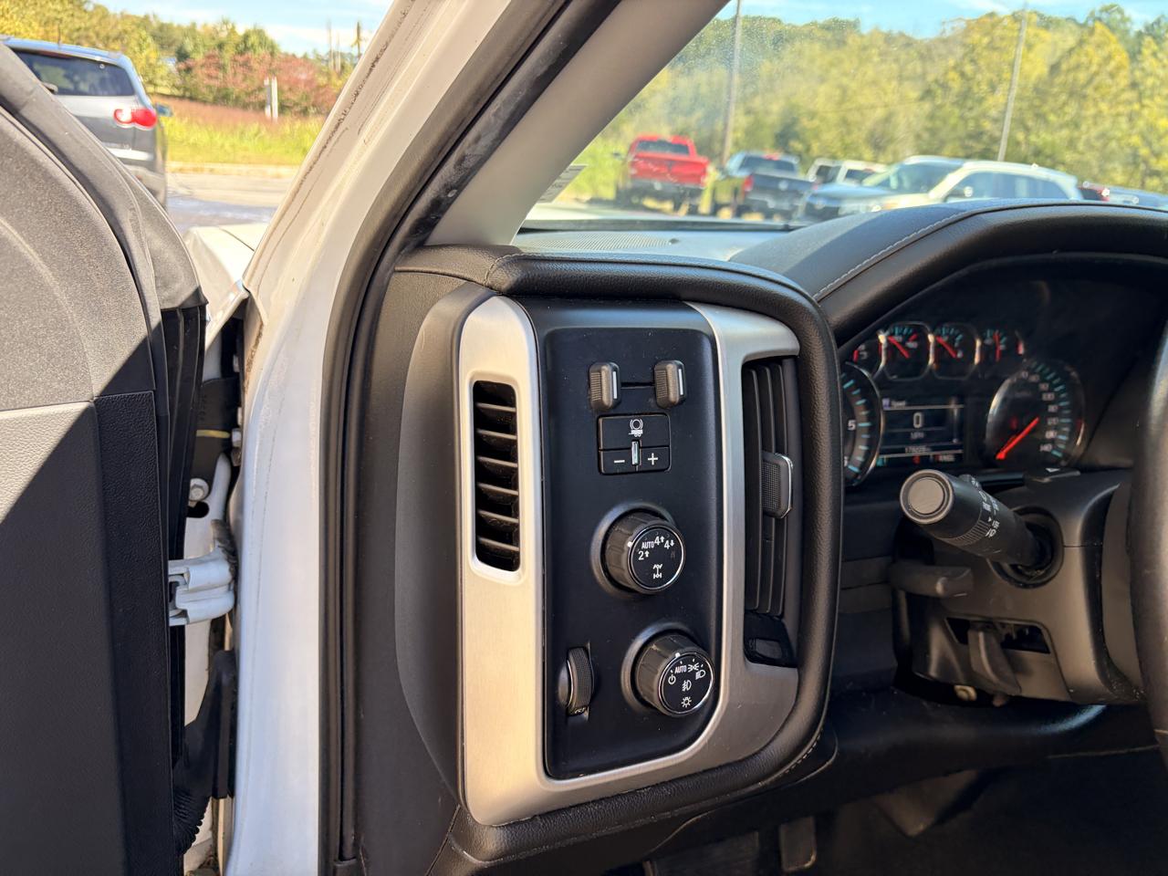 GMC Sierra photo 7