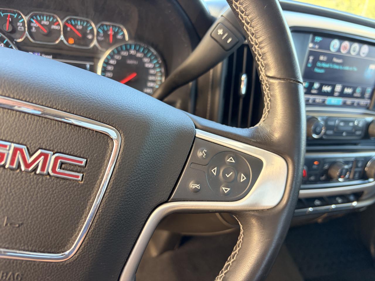 GMC Sierra photo 10
