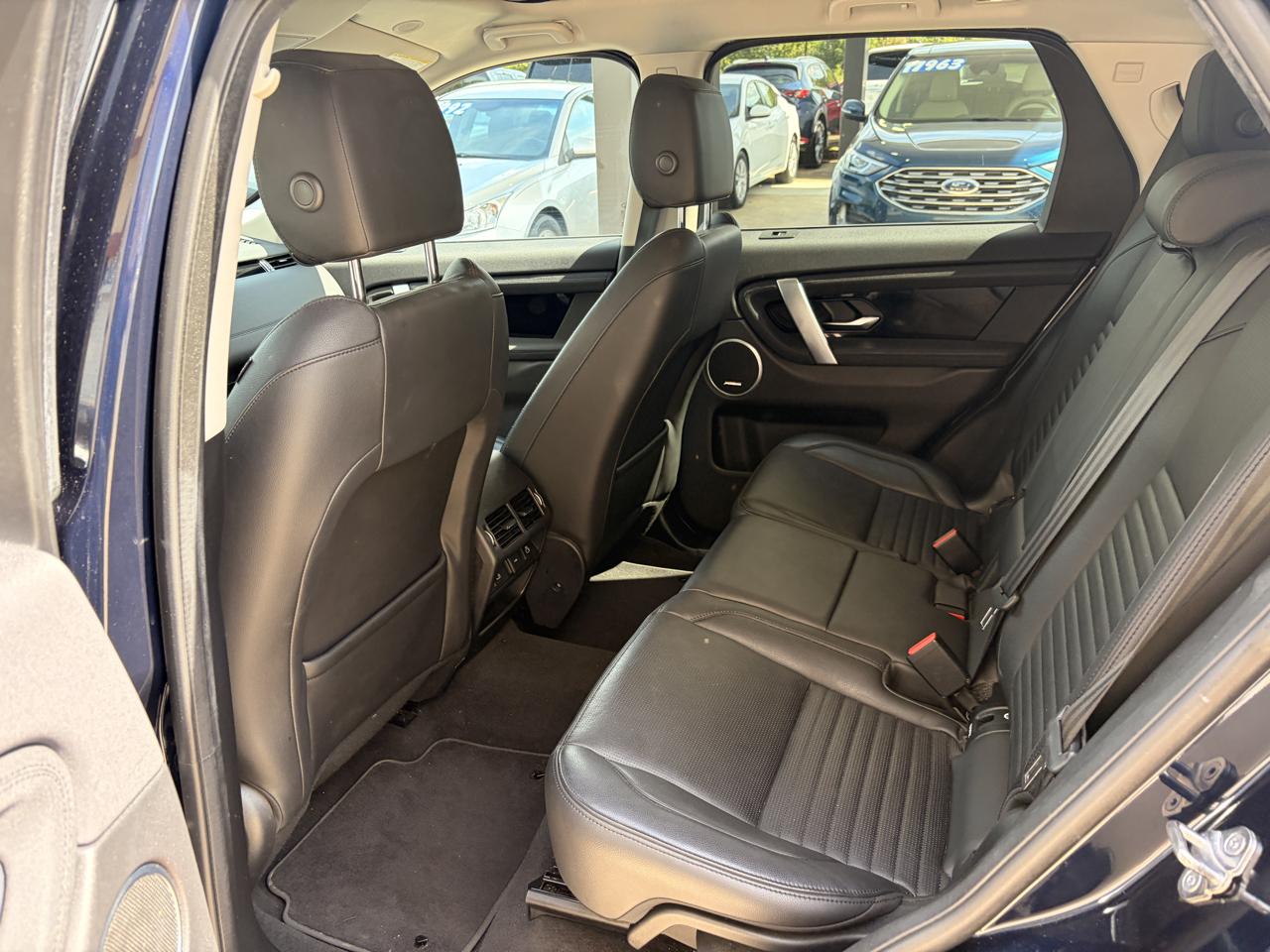Land Rover Discovery Sport photo 16