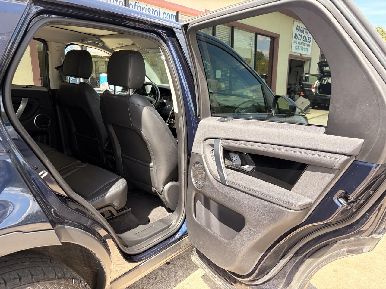 Land Rover Discovery Sport photo 18