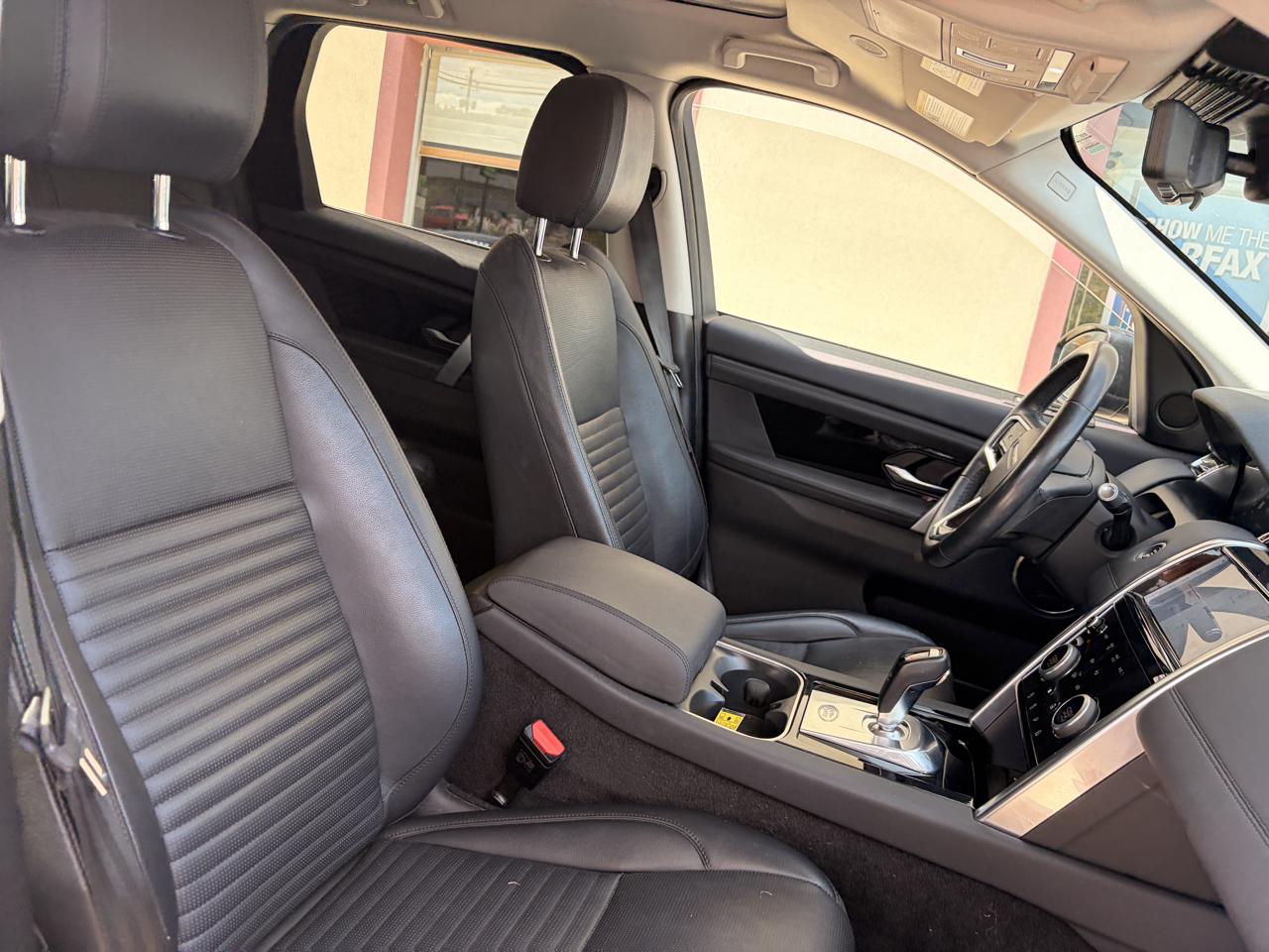Land Rover Discovery Sport photo 22