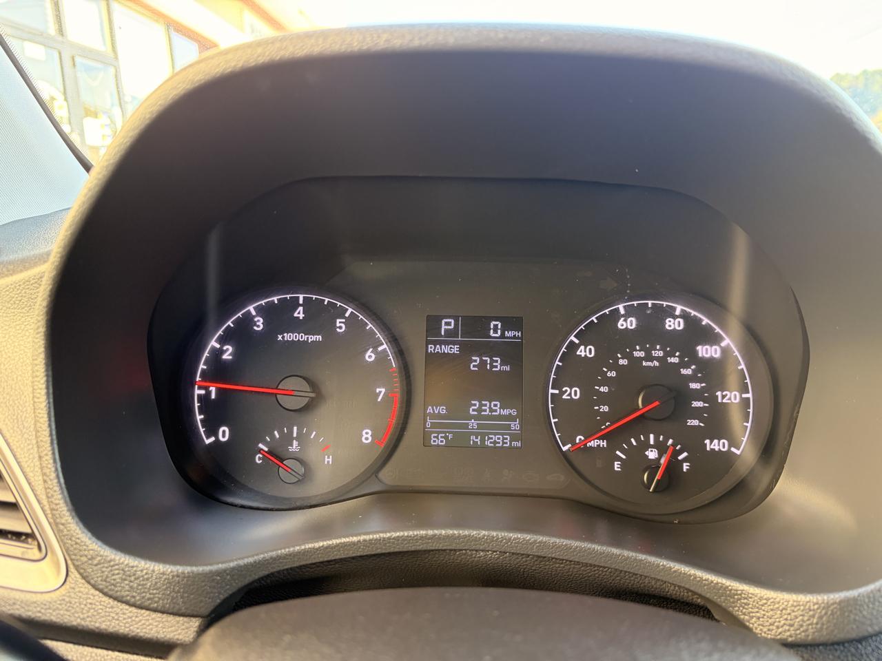Hyundai Accent photo 7