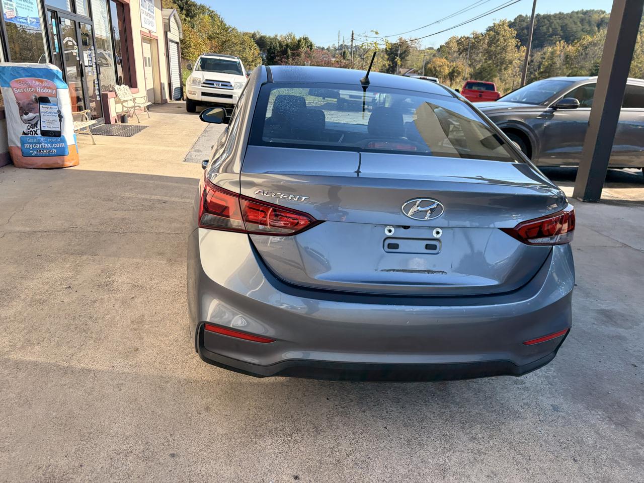 Hyundai Accent photo 18