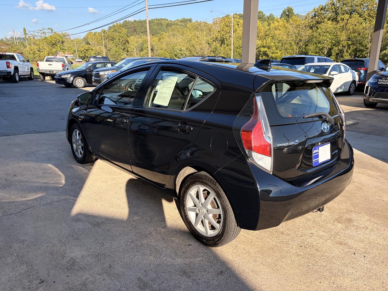 Toyota Prius c Four 2015