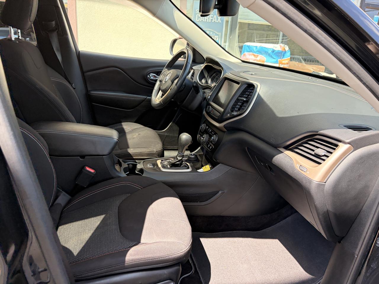 Jeep Cherokee Latitude 4WD 2016