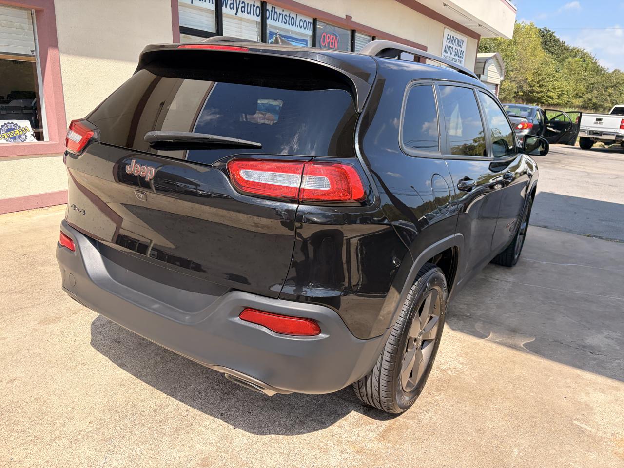 Jeep Cherokee Latitude 4WD 2016