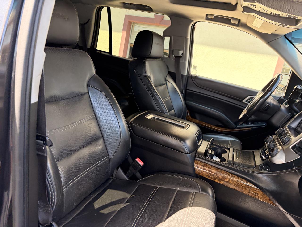 GMC Yukon Denali 4WD 2015