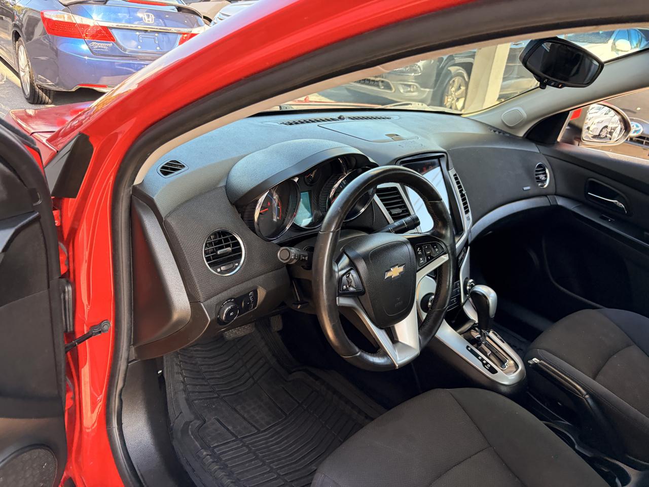 Chevrolet Cruze 1LT 2012