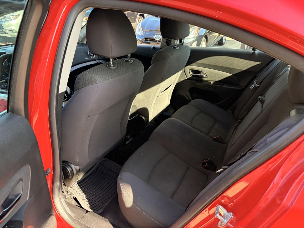 Chevrolet Cruze 1LT 2012