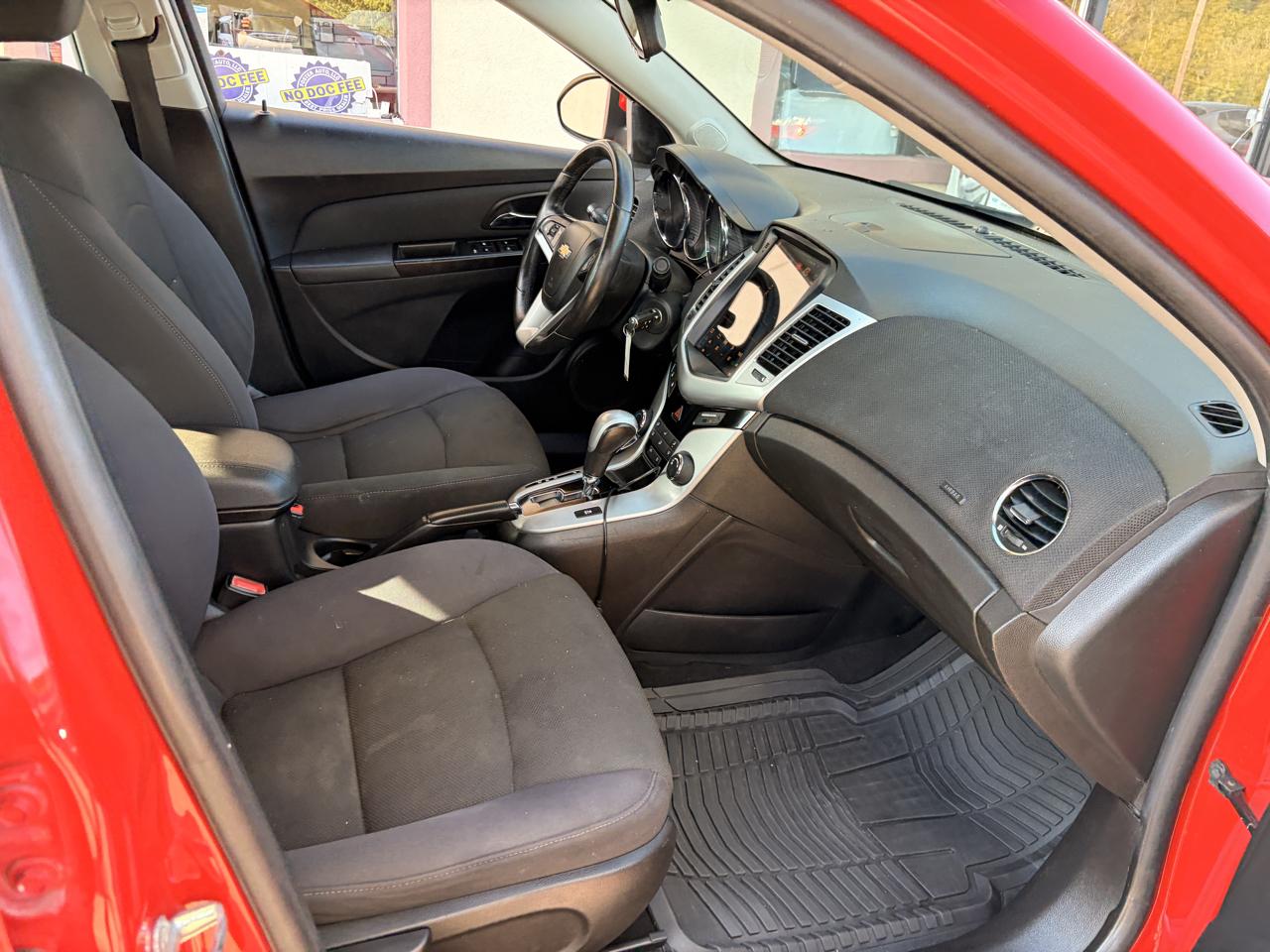 Chevrolet Cruze 1LT 2012