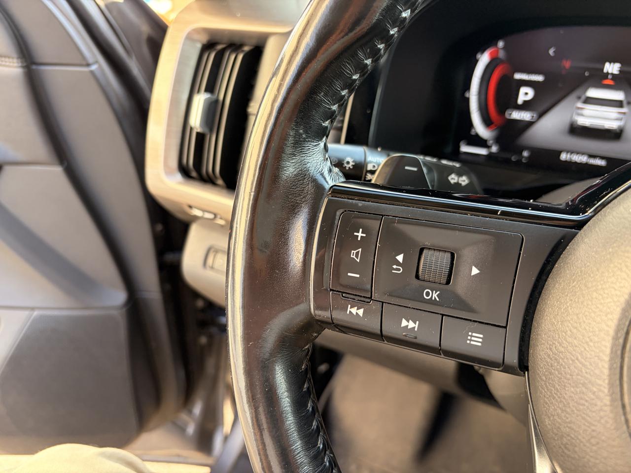 Nissan Pathfinder Platinum 4WD 2023