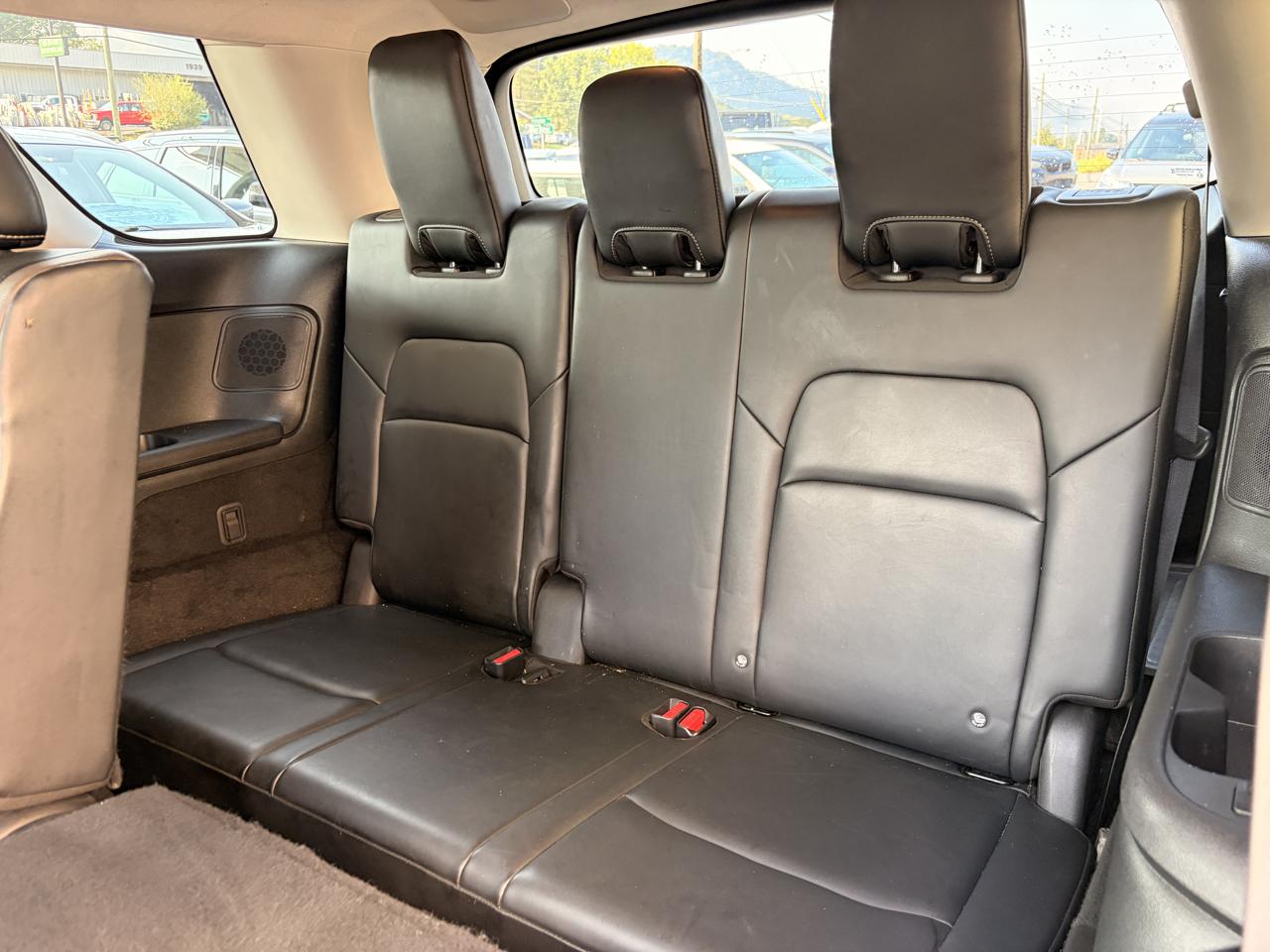 Nissan Pathfinder Platinum 4WD 2023