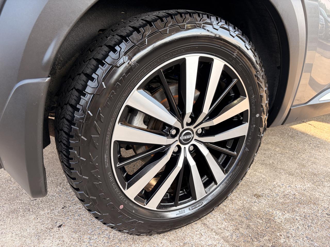 Nissan Pathfinder Platinum 4WD 2023