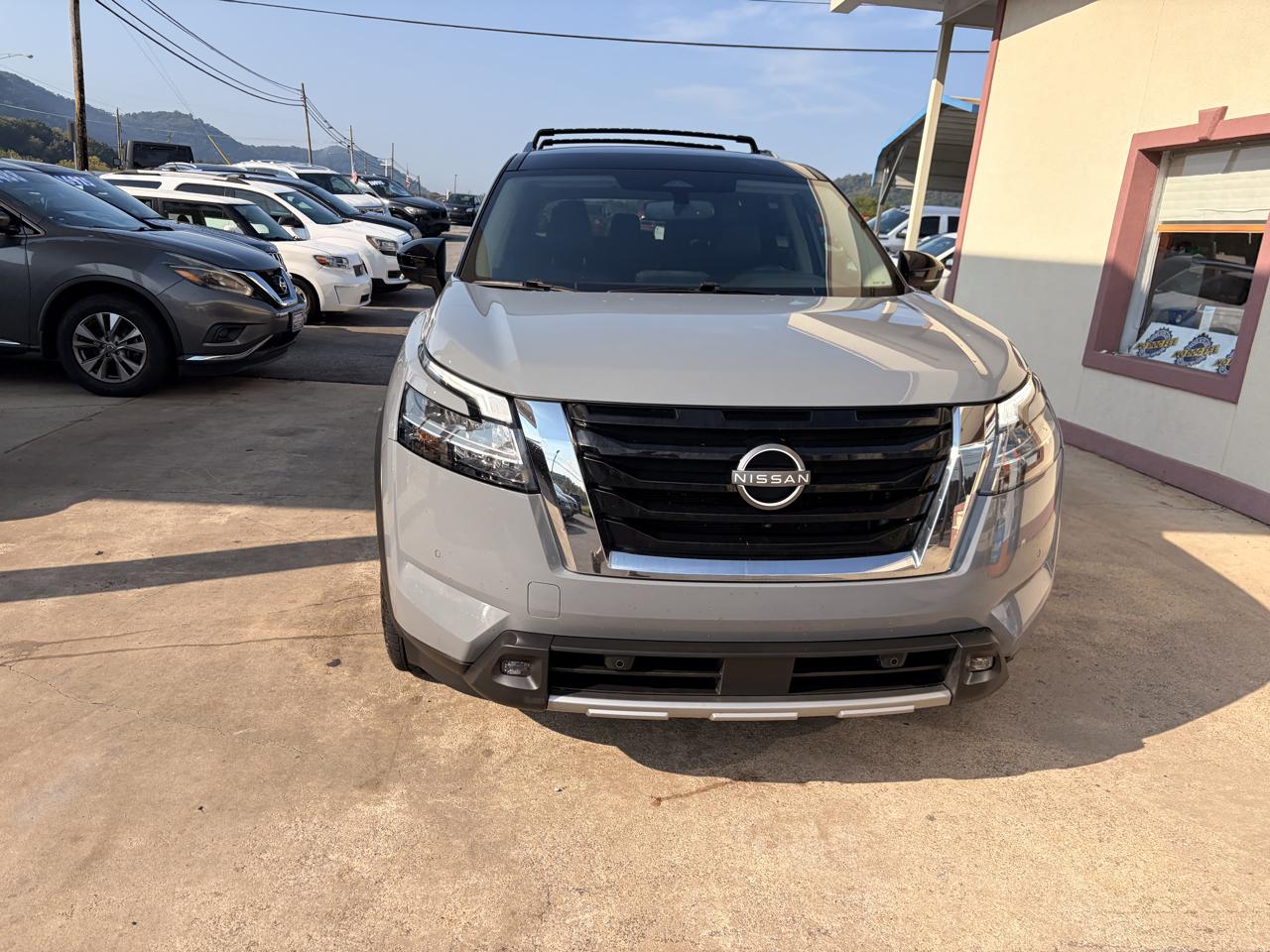 Nissan Pathfinder SL 4WD 2022