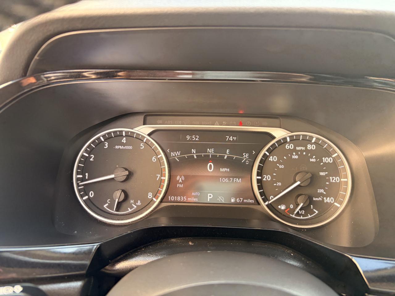 Nissan Pathfinder SL 4WD 2022