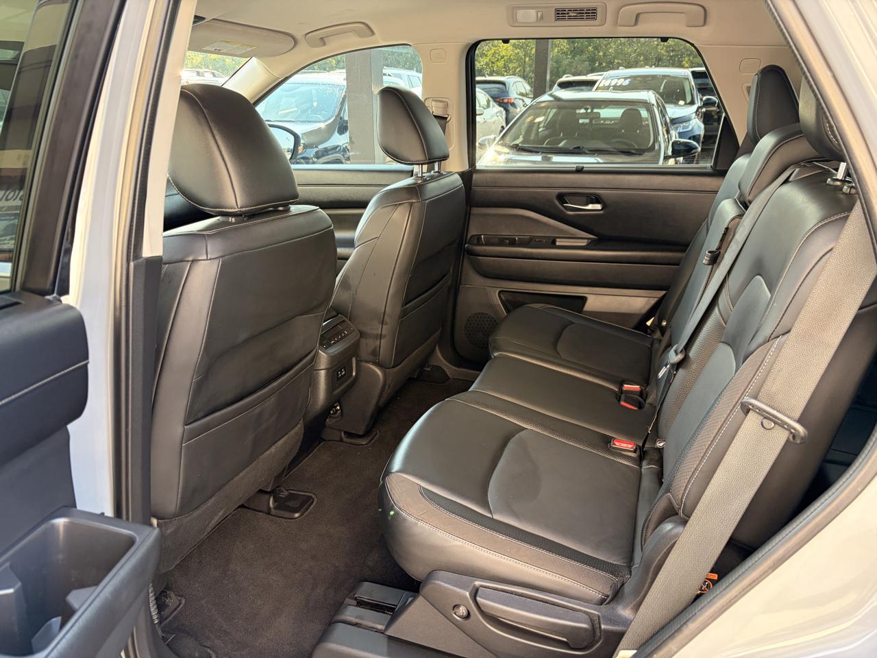 Nissan Pathfinder SL 4WD 2022