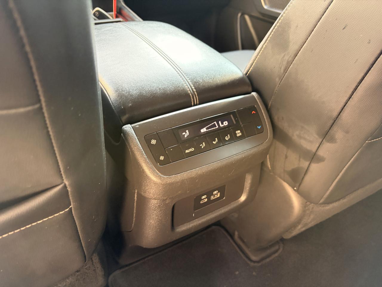Nissan Pathfinder SL 4WD 2022