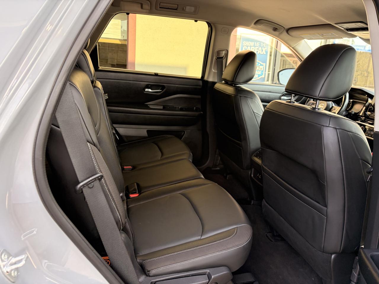 Nissan Pathfinder SL 4WD 2022