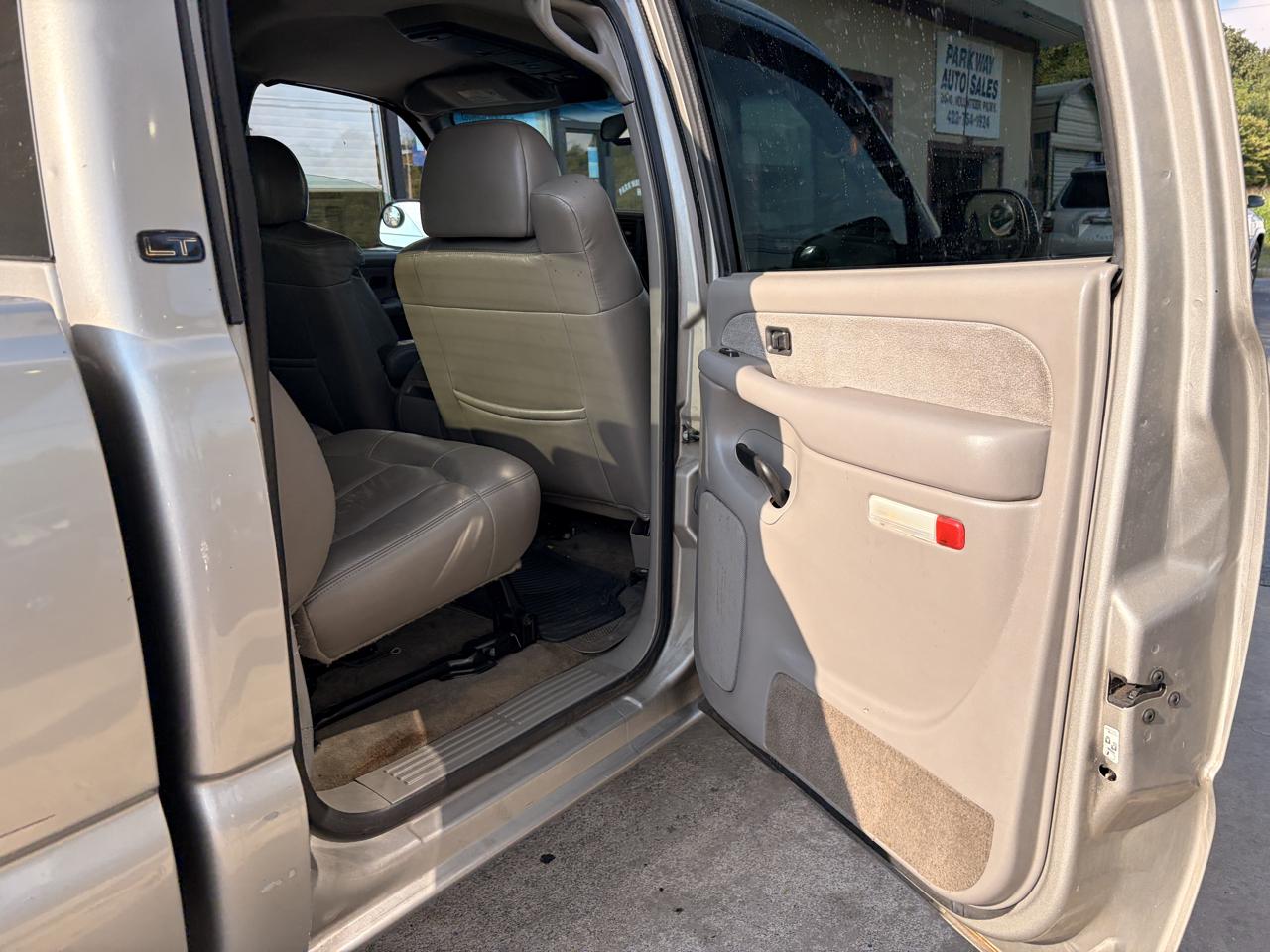 Chevrolet Silverado 2500HD Crew Cab Long Bed 4WD 2002