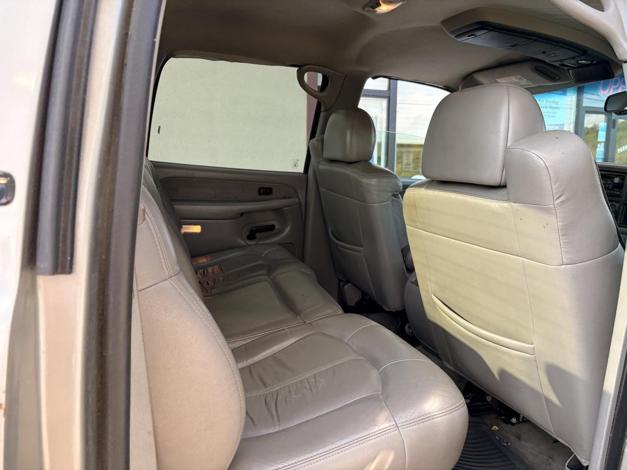 Chevrolet Silverado 2500HD Crew Cab Long Bed 4WD 2002