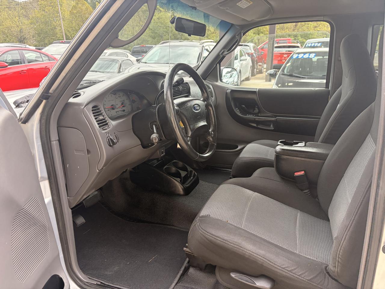 Ford Ranger photo 5