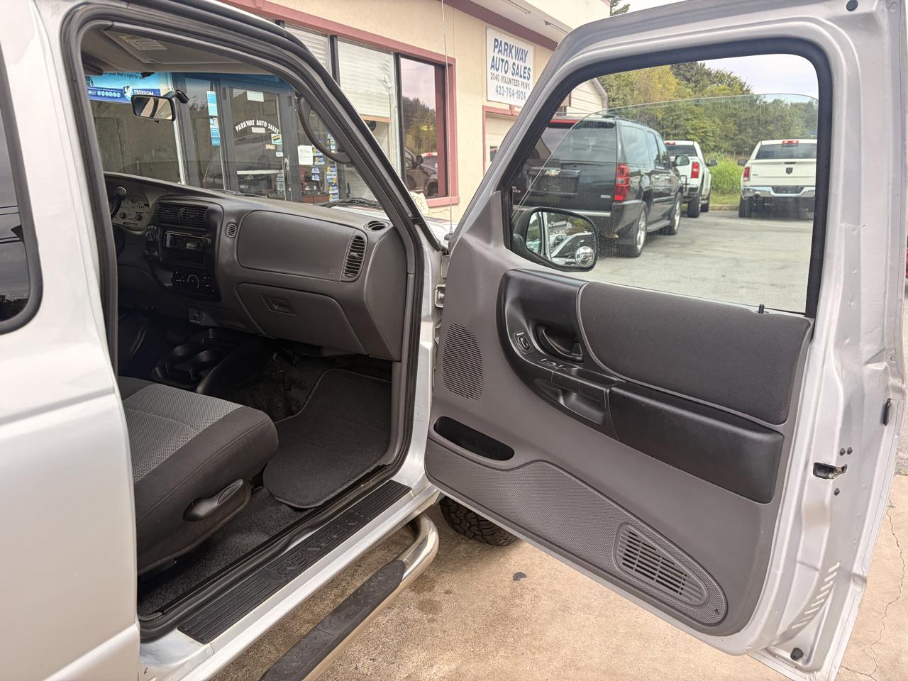 Ford Ranger photo 10