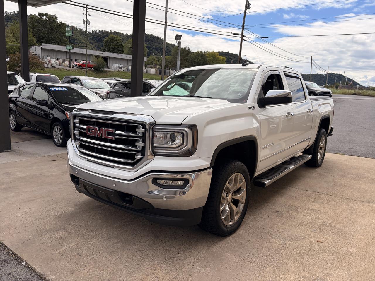 GMC Sierra photo 3
