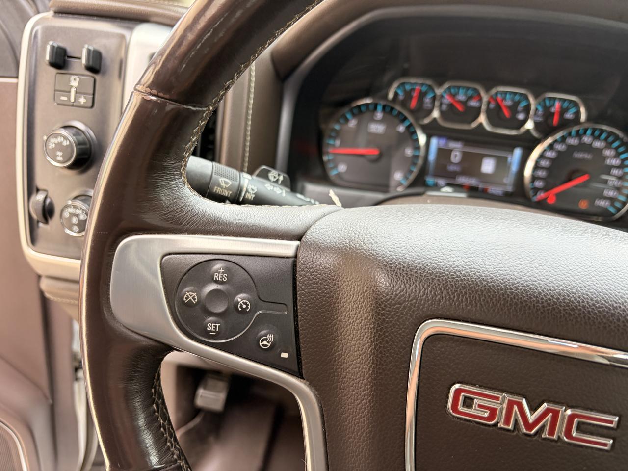GMC Sierra photo 9